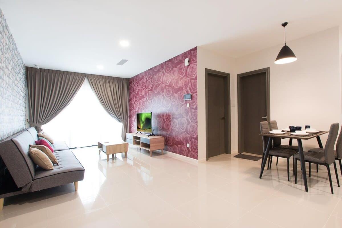 Modern, High Floor Suasana Suites 05 In Jb Johor Bahru Luaran gambar