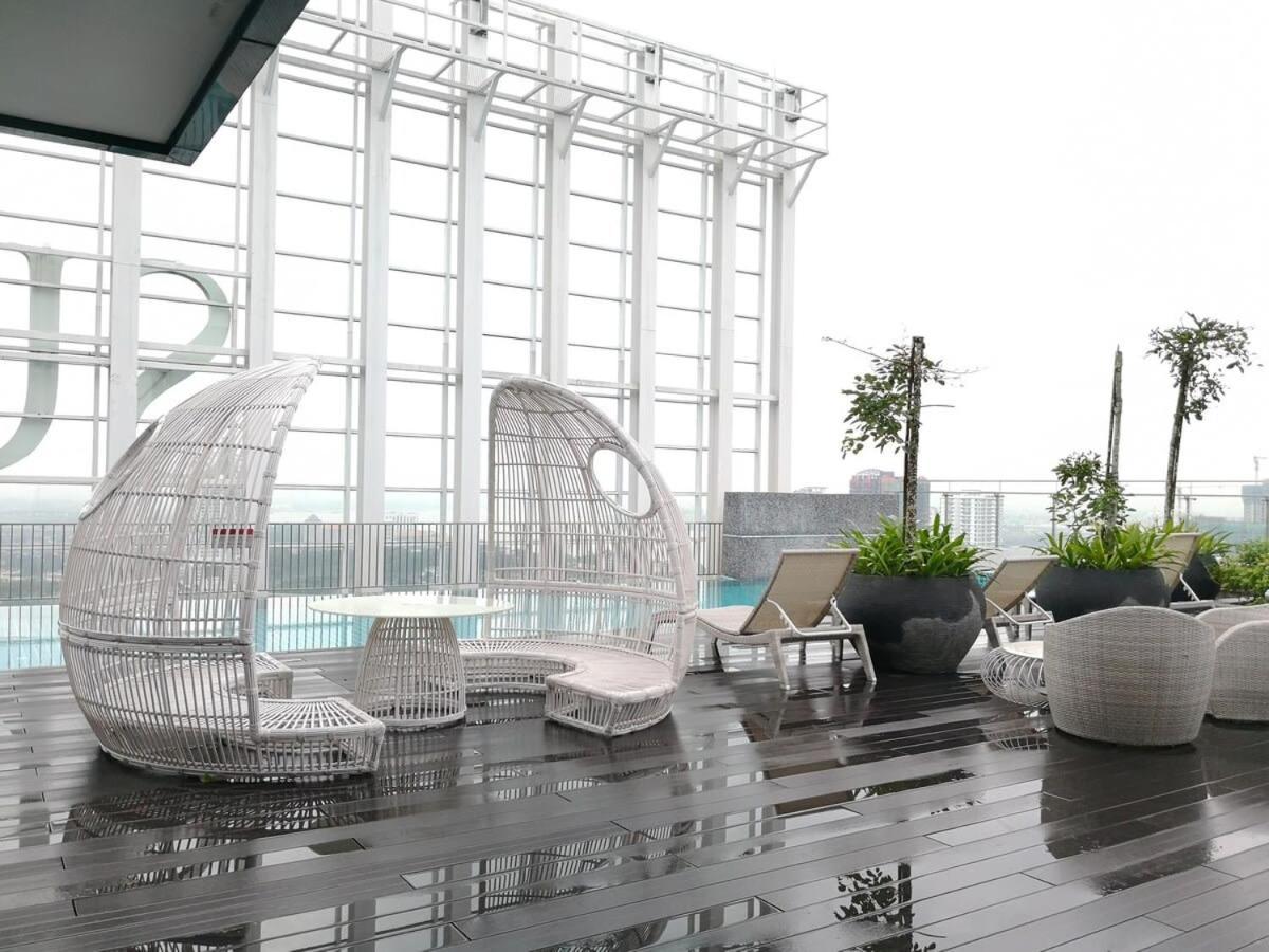 Modern, High Floor Suasana Suites 05 In Jb Johor Bahru Luaran gambar